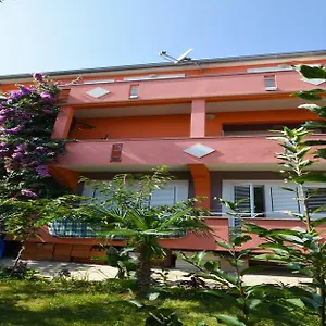Nada Guest house
